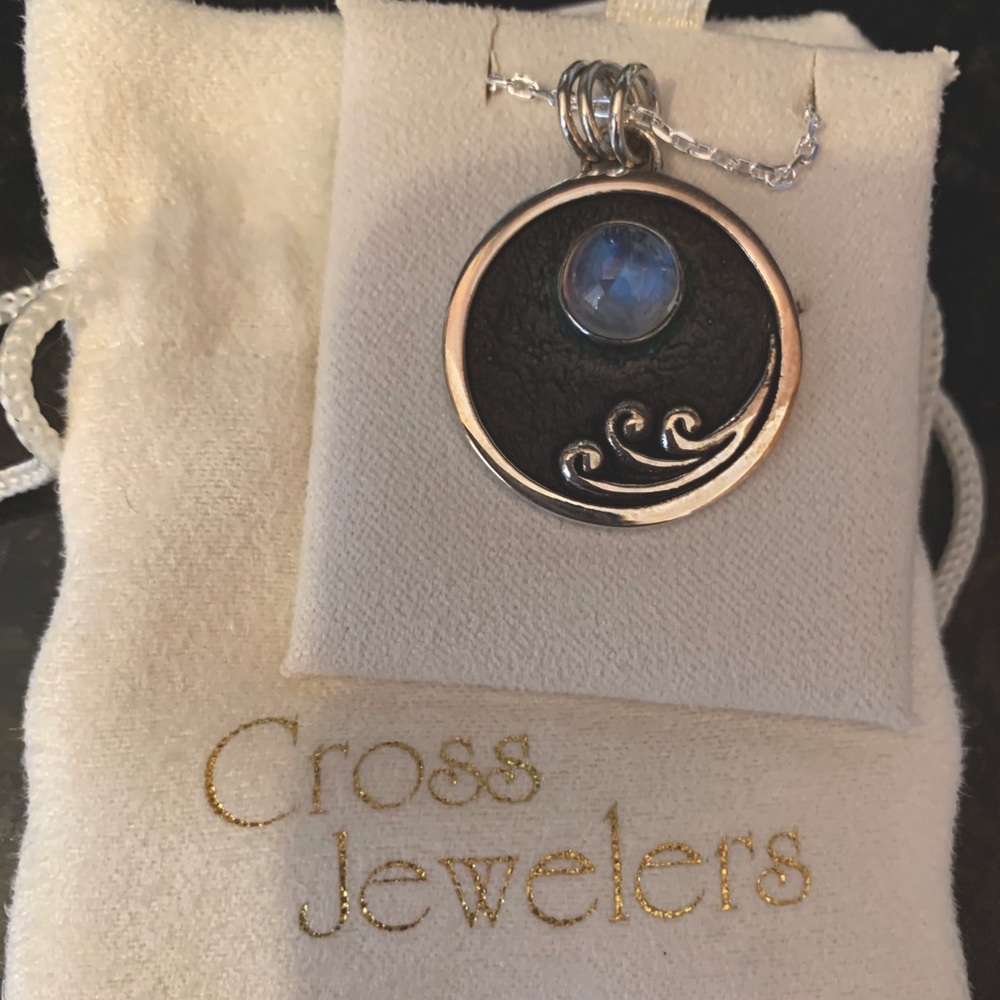 Cross Jewelers moonstone moonlight pendant